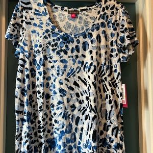 Vince Camuto animal print top, size Medium